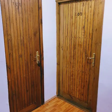 Motel Park Przy Jeziorze - Sauna I Duzy Parking - Pieski Mile Widziane