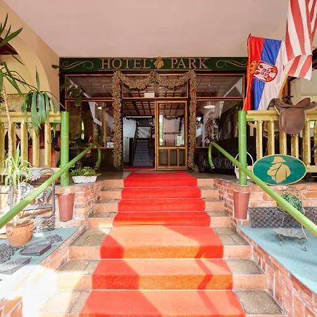 Park Przy Jeziorze - Sauna I Duzy Parking - Pieski Mile Widziane 2* Lowicz Walecki