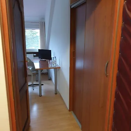 Park Przy Jeziorze - Sauna I Duzy Parking - Pieski Mile Widziane Motel 2*