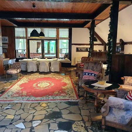 Park Przy Jeziorze - Sauna I Duzy Parking - Pieski Mile Widziane 2*