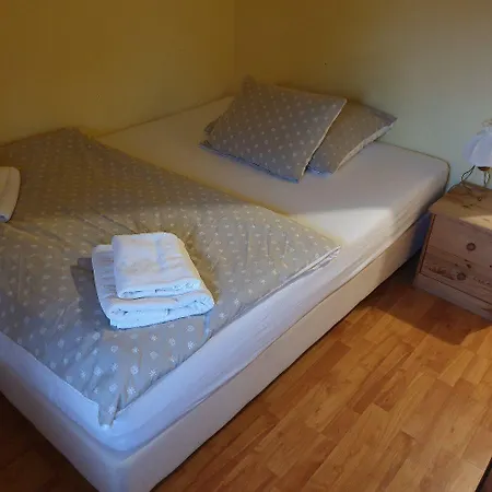 Motel Park Przy Jeziorze - Sauna I Duzy Parking - Pieski Mile Widziane Lowicz Walecki