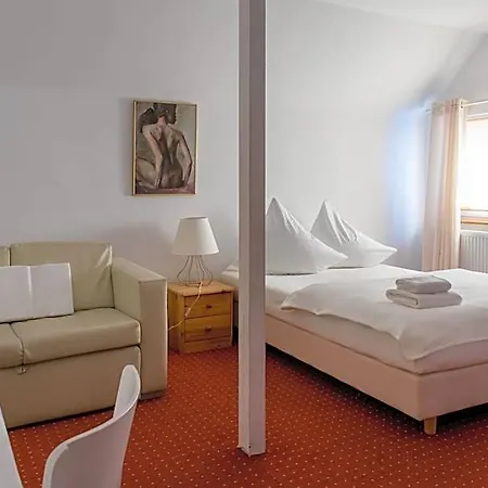 Motel Park Przy Jeziorze - Sauna I Duzy Parking - Pieski Mile Widziane 2*