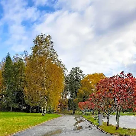 Motel Park Przy Jeziorze - Sauna I Duzy Parking - Pieski Mile Widziane 2*