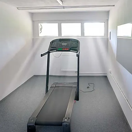 Park Przy Jeziorze - Sauna I Duzy Parking - Pieski Mile Widziane