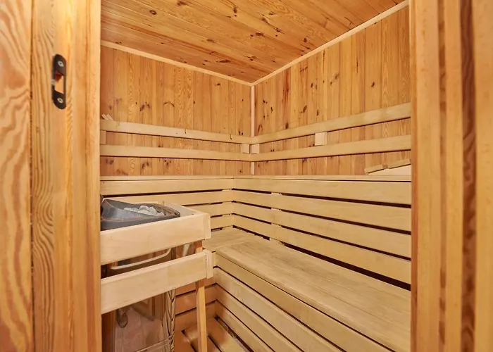 Park Przy Jeziorze - Sauna I Duzy Parking - Pieski Mile Widziane Motel Lowicz Walecki