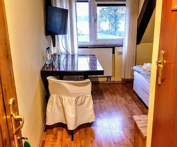 Motel Park Przy Jeziorze - Sauna I Duzy Parking - Pieski Mile Widziane 2*