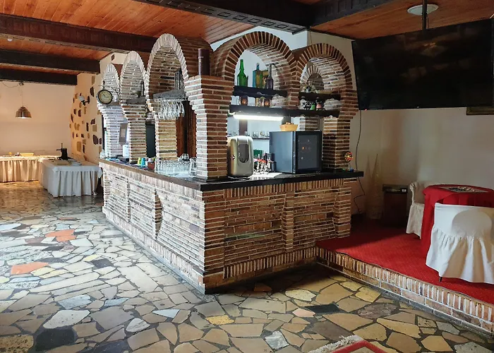 Park Przy Jeziorze - Sauna I Duzy Parking - Pieski Mile Widziane Motel Lowicz Walecki